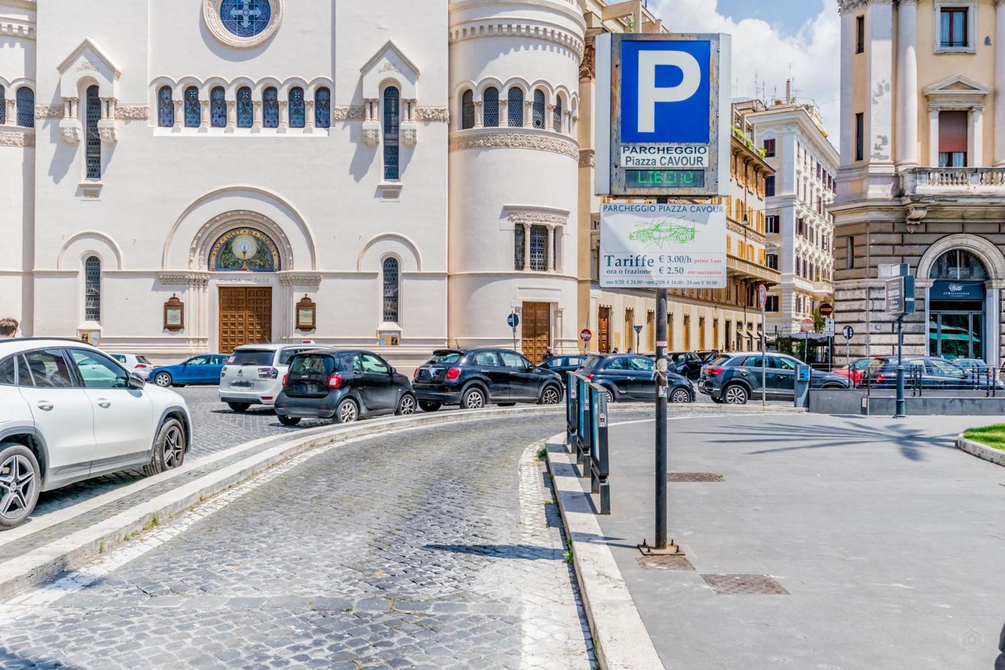 Attico Nel Cuore Di Roma Con Box Privato Per Auto Exterior photo