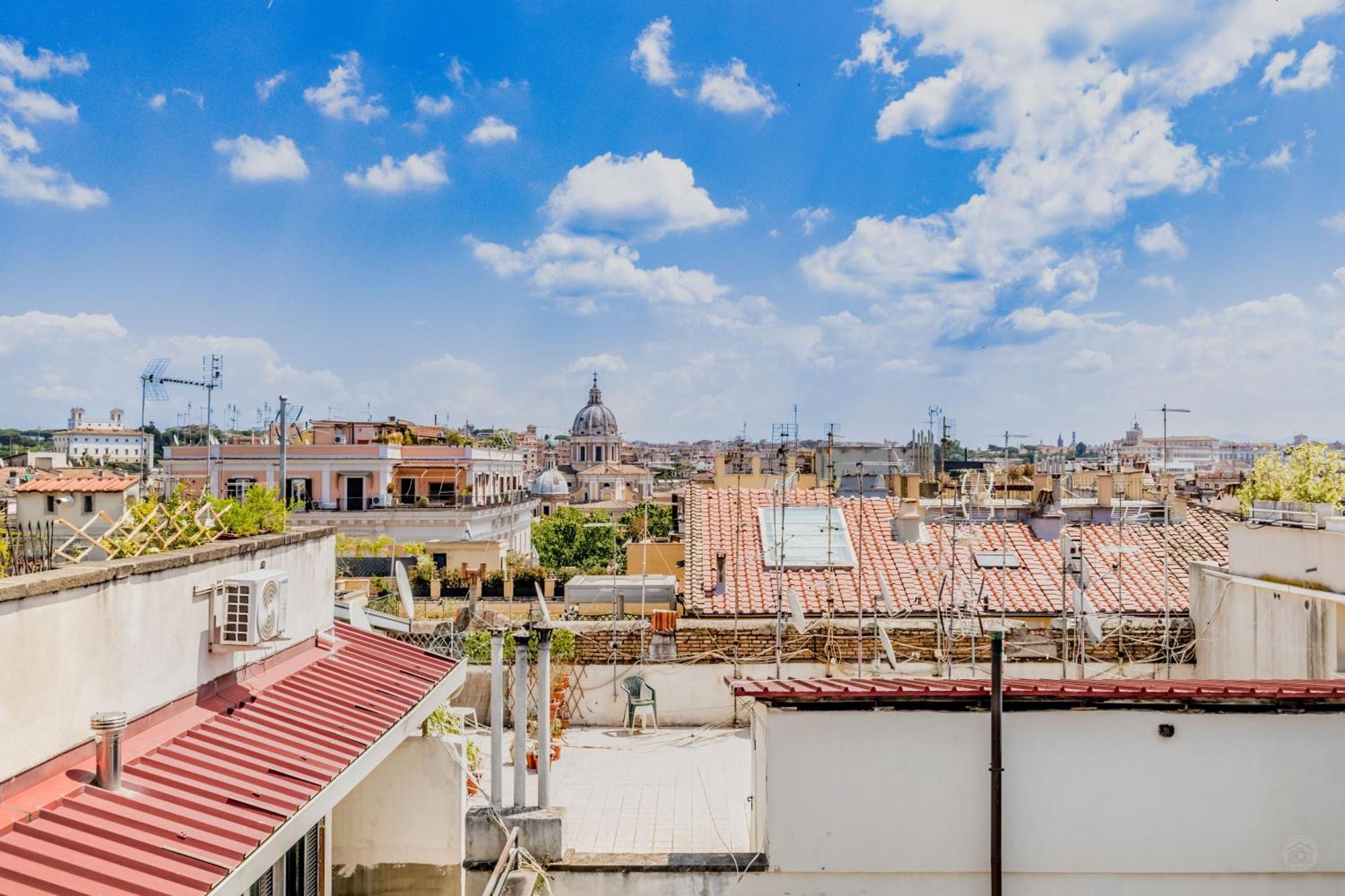 Attico Nel Cuore Di Roma Con Box Privato Per Auto Exterior photo